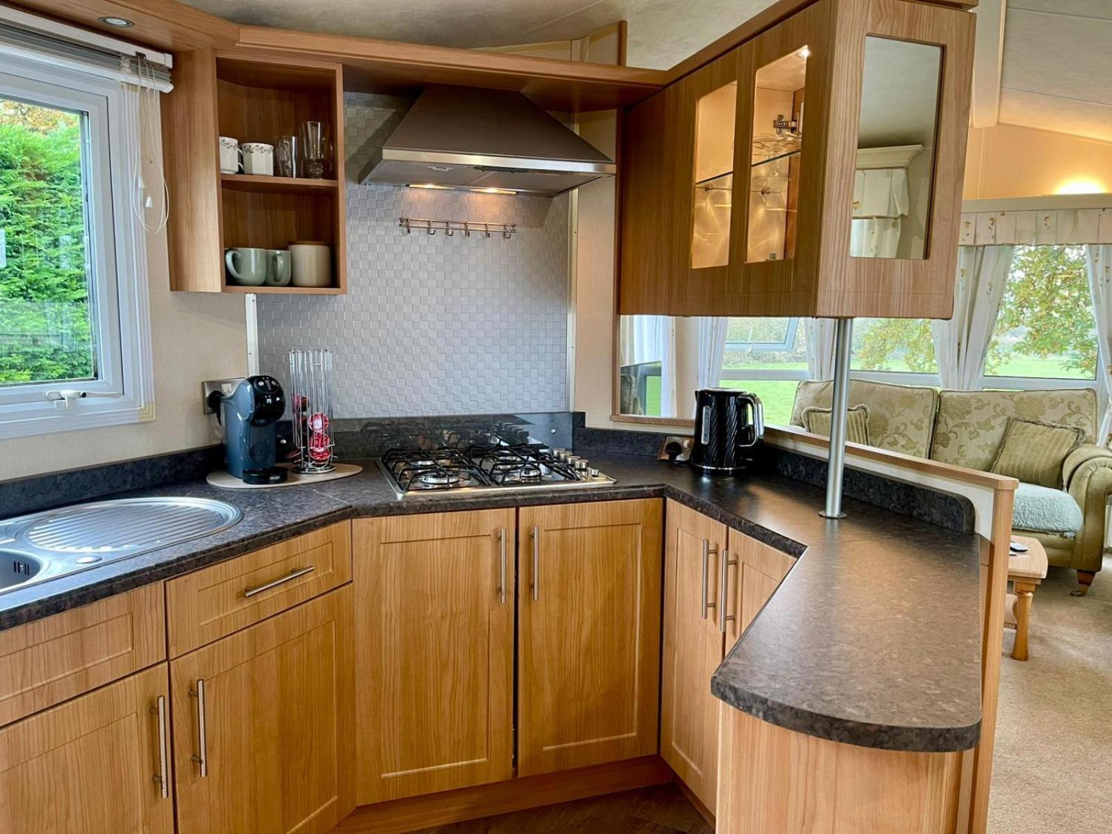 Severnside Boat And Caravan Park Gloucestershire - Caravan 1 Deerhurst 外观 照片